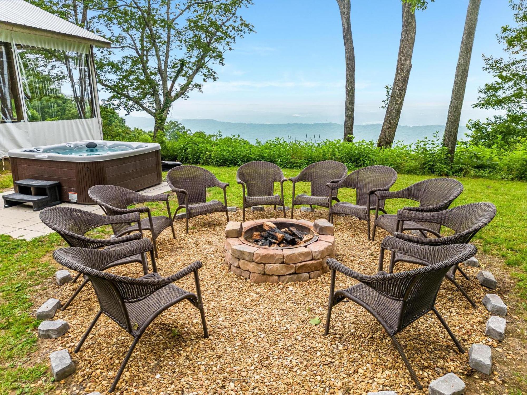 Cragsmere Manor Views 24 Guests Mentone Exterior foto